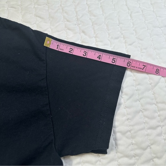 Taylor Swift Black and  Purple SPEAK NOW Graphic Tee Taylor’s Version - Picture 7 of 9